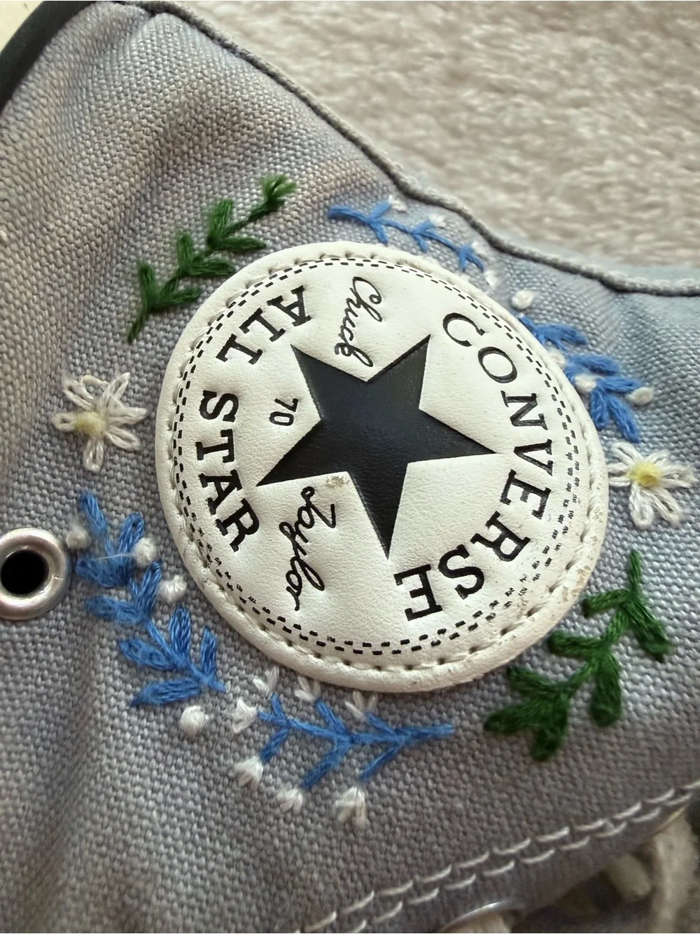 Converse stylish chuck